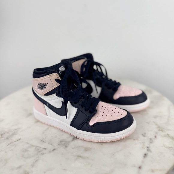 Air Jordan 1 Retro High OG "Bubble Gum" Sneakers Size 13 Kids - Picture 2 of 9